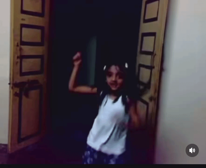 Ninu dancing as a little girl